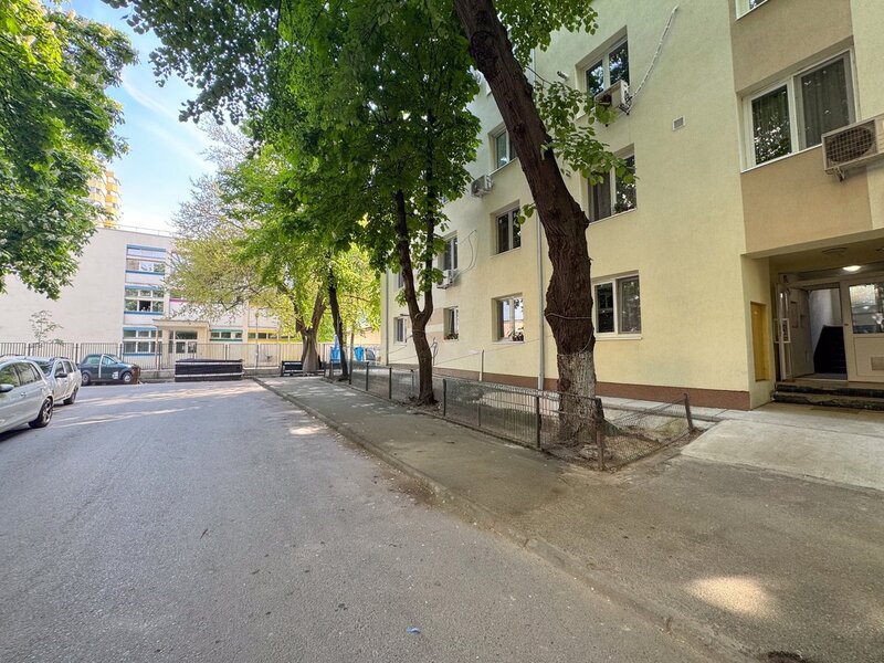 Pantelimon, langa parcul Cosmos, apartament 2 camere.